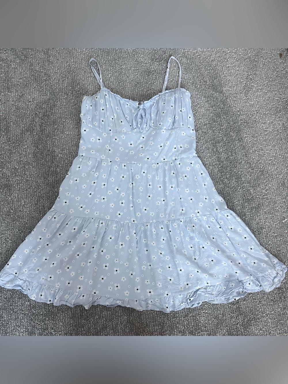 Hollister Pale Blue Daisy Tiered Sundress- size Large